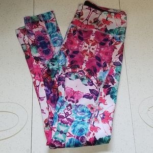 Lularoe Jordan - athletic/yoga pant